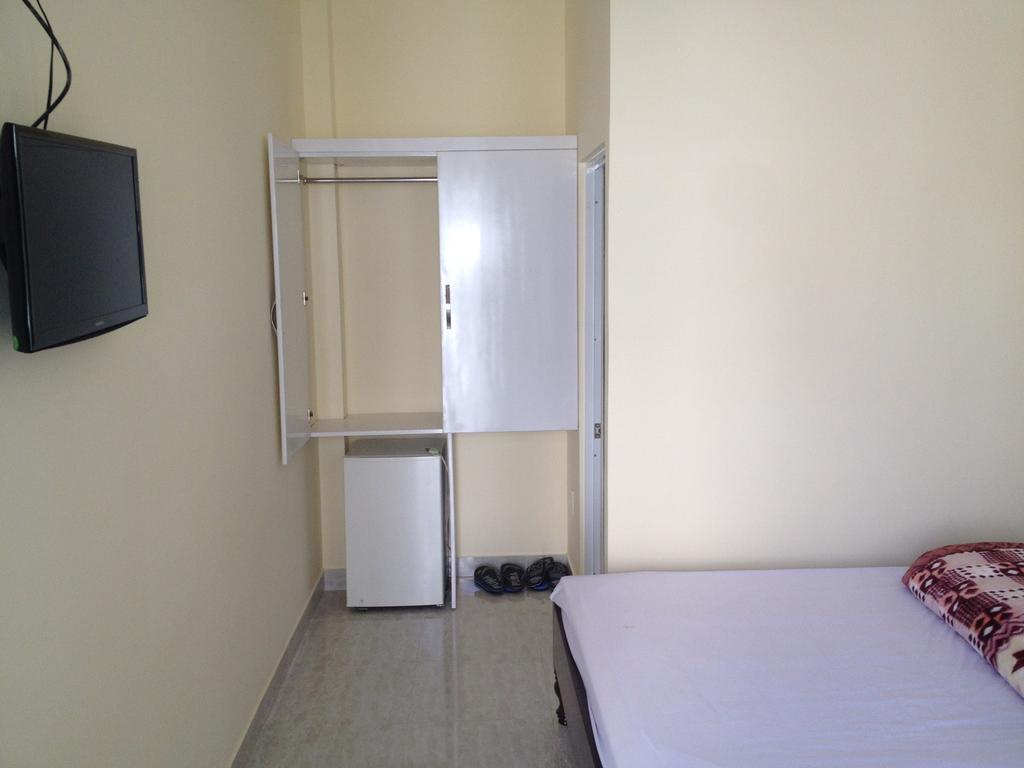 Phuong Hong Guesthouse ダラット エクステリア 写真